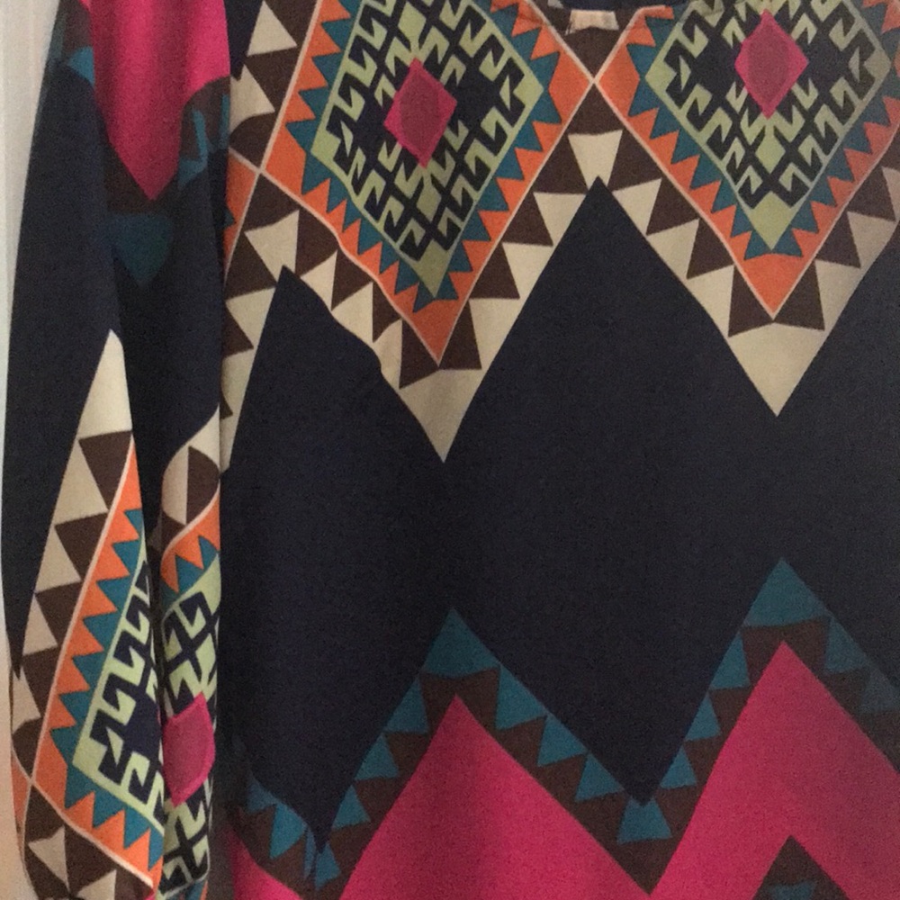 Pattern dress - Picture 2 of 5